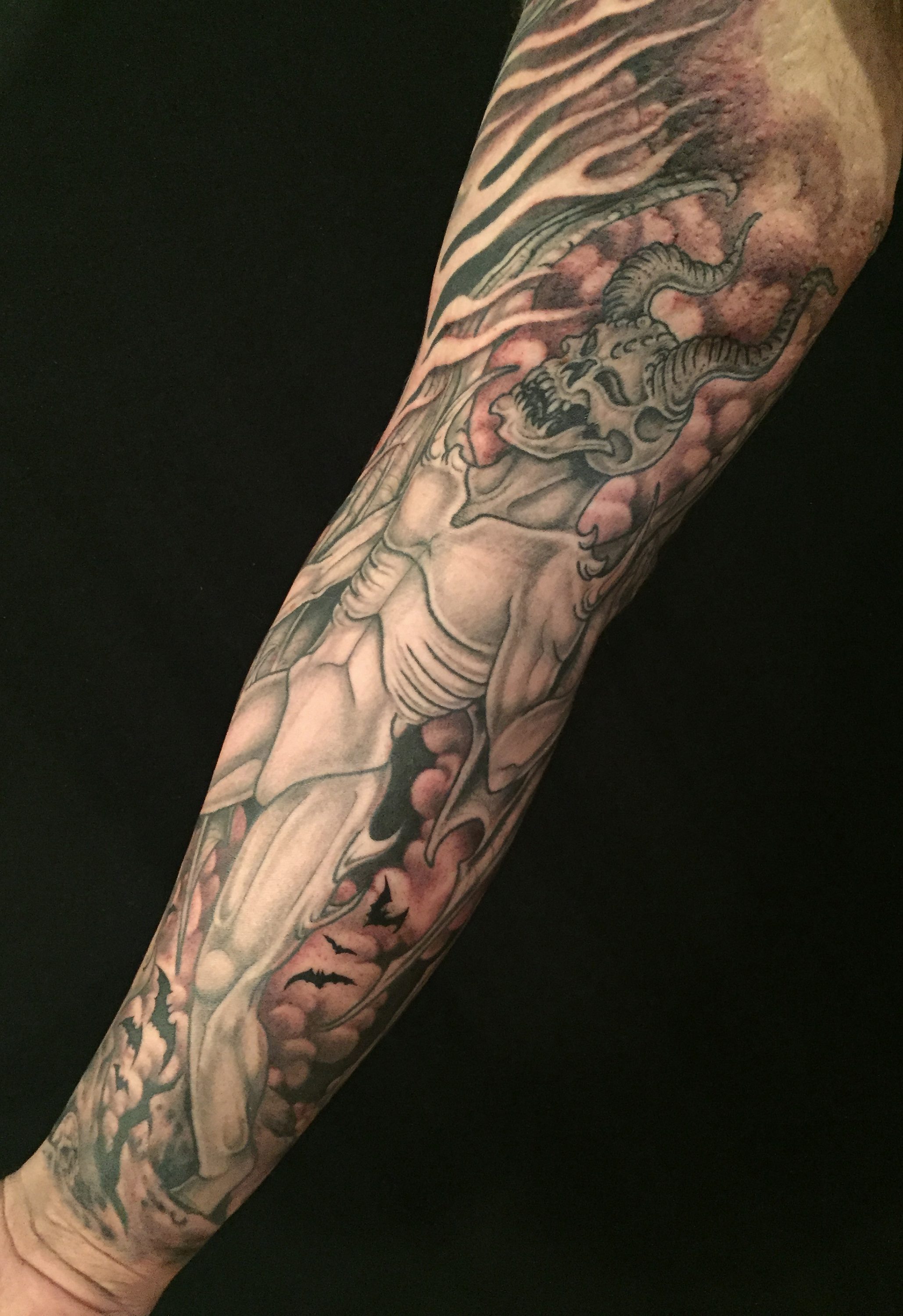 Image Alt /uploads/tattoo/large-scale/1785859134683-10.jpg