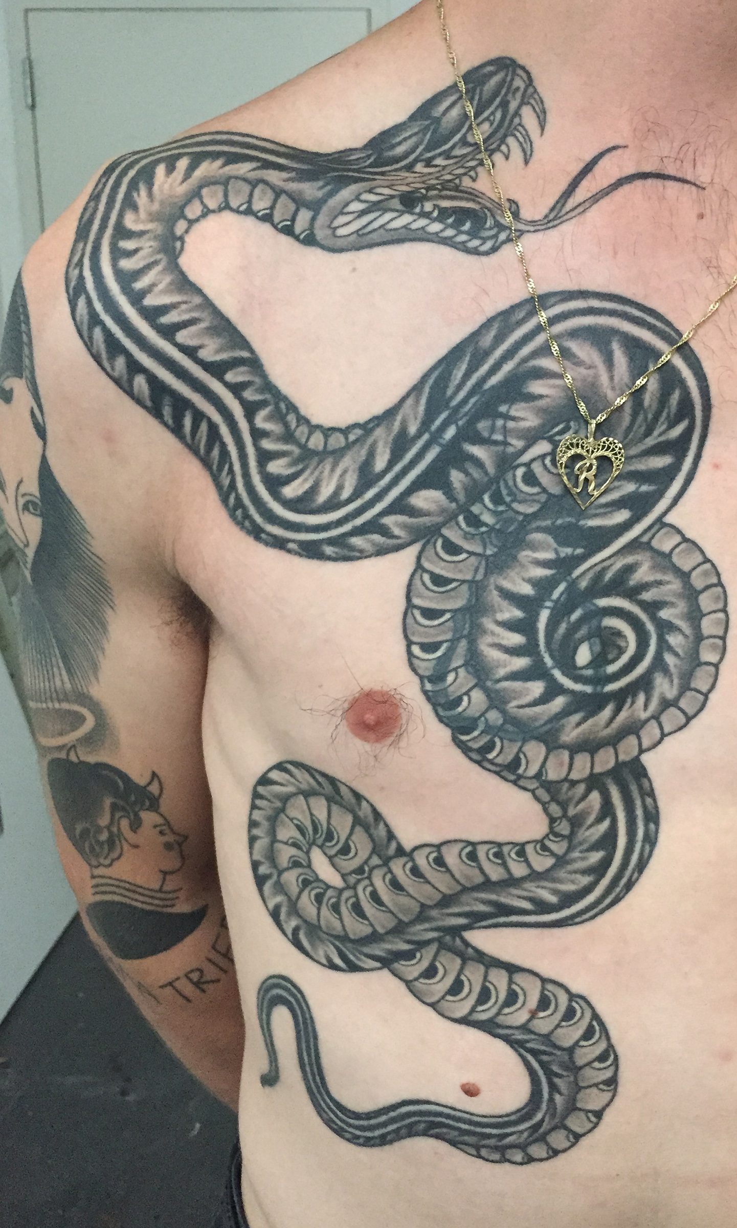 Image Alt /uploads/tattoo/large-scale/1785859139863-33.jpg