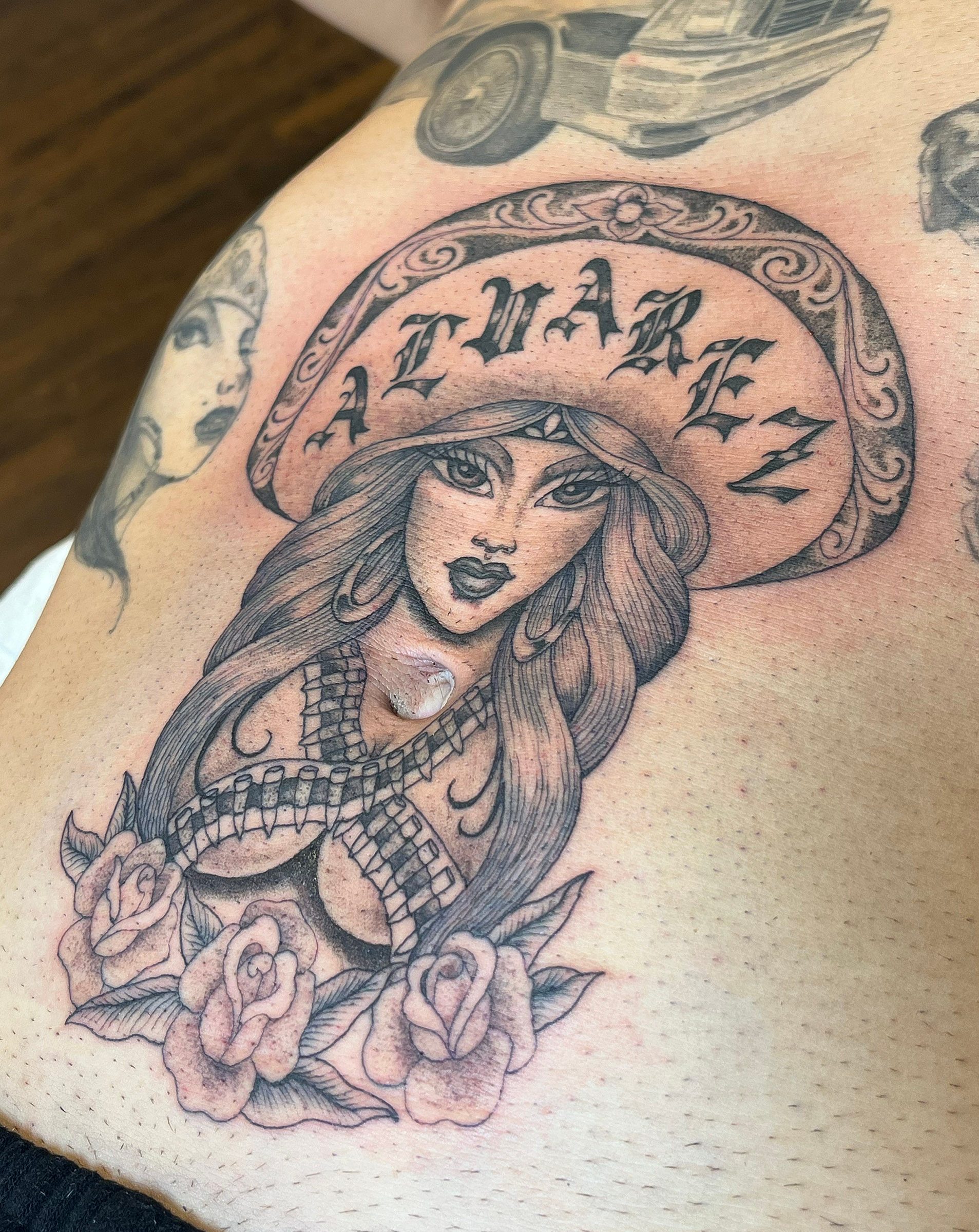 Image Alt /uploads/tattoo/small-scale/1785859270841-2.jpg