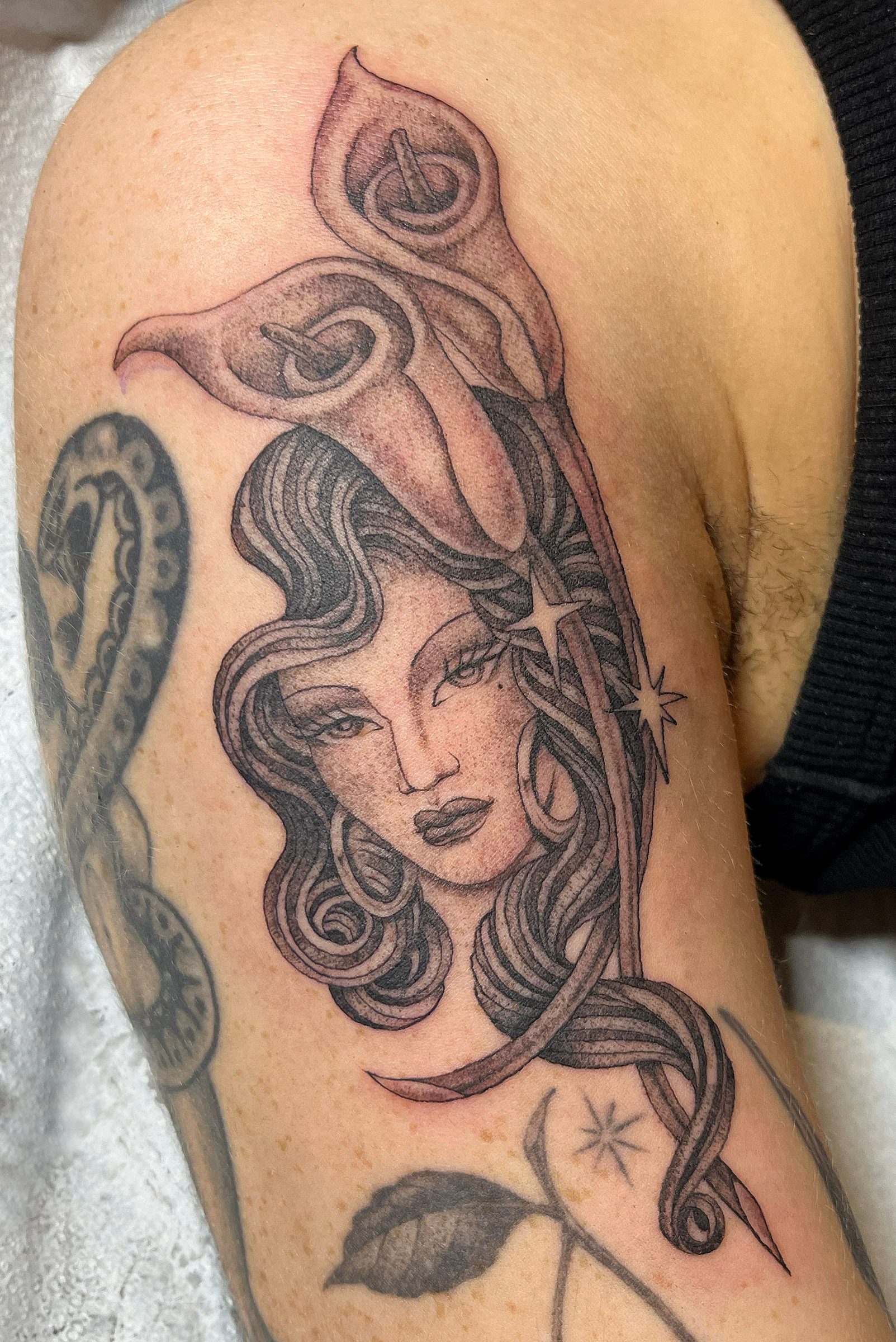 Image Alt /uploads/tattoo/small-scale/1785859321870-10.jpg