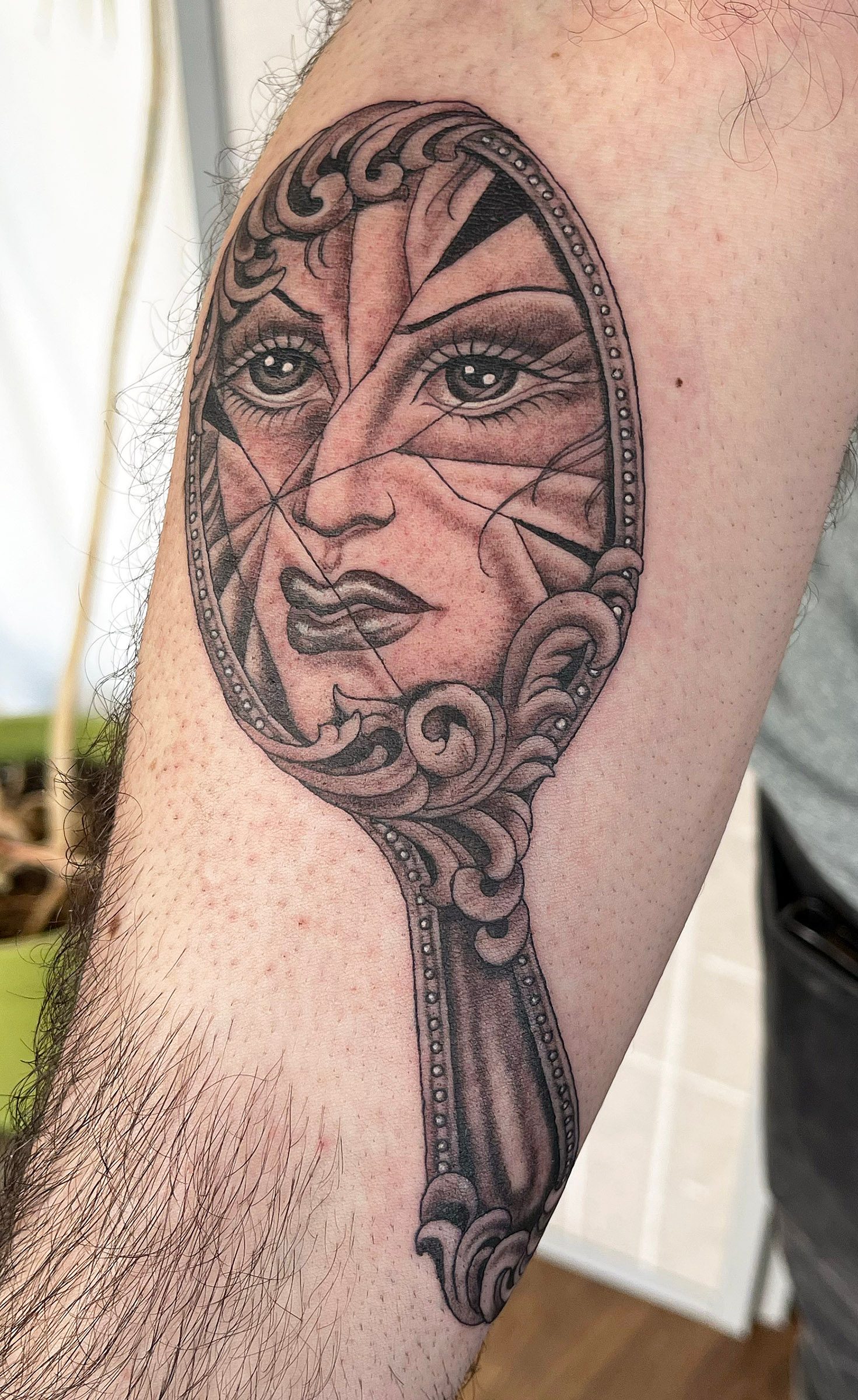 Image Alt /uploads/tattoo/small-scale/1785859343526-3.jpg