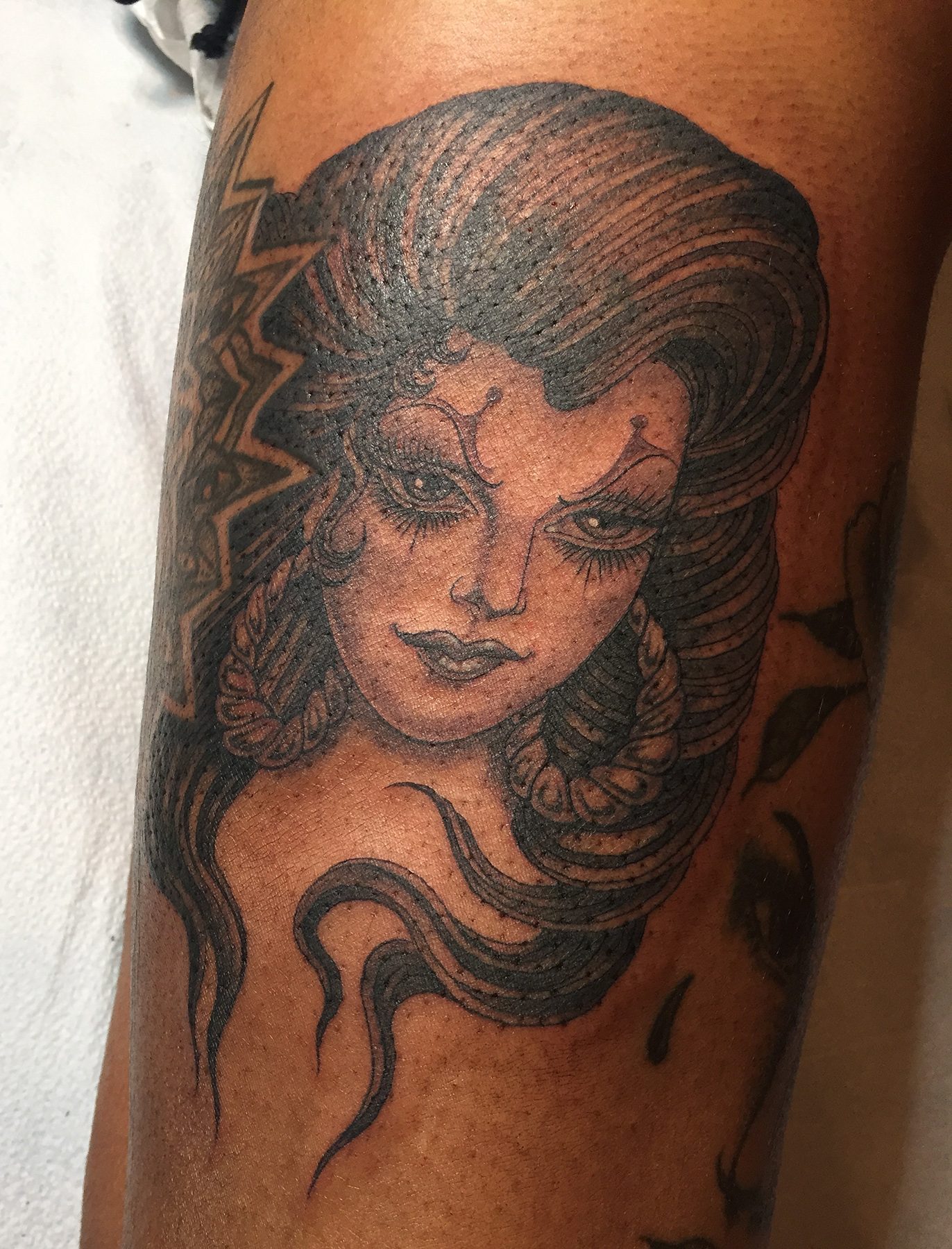 Image Alt /uploads/tattoo/small-scale/1785859344248-14.jpg